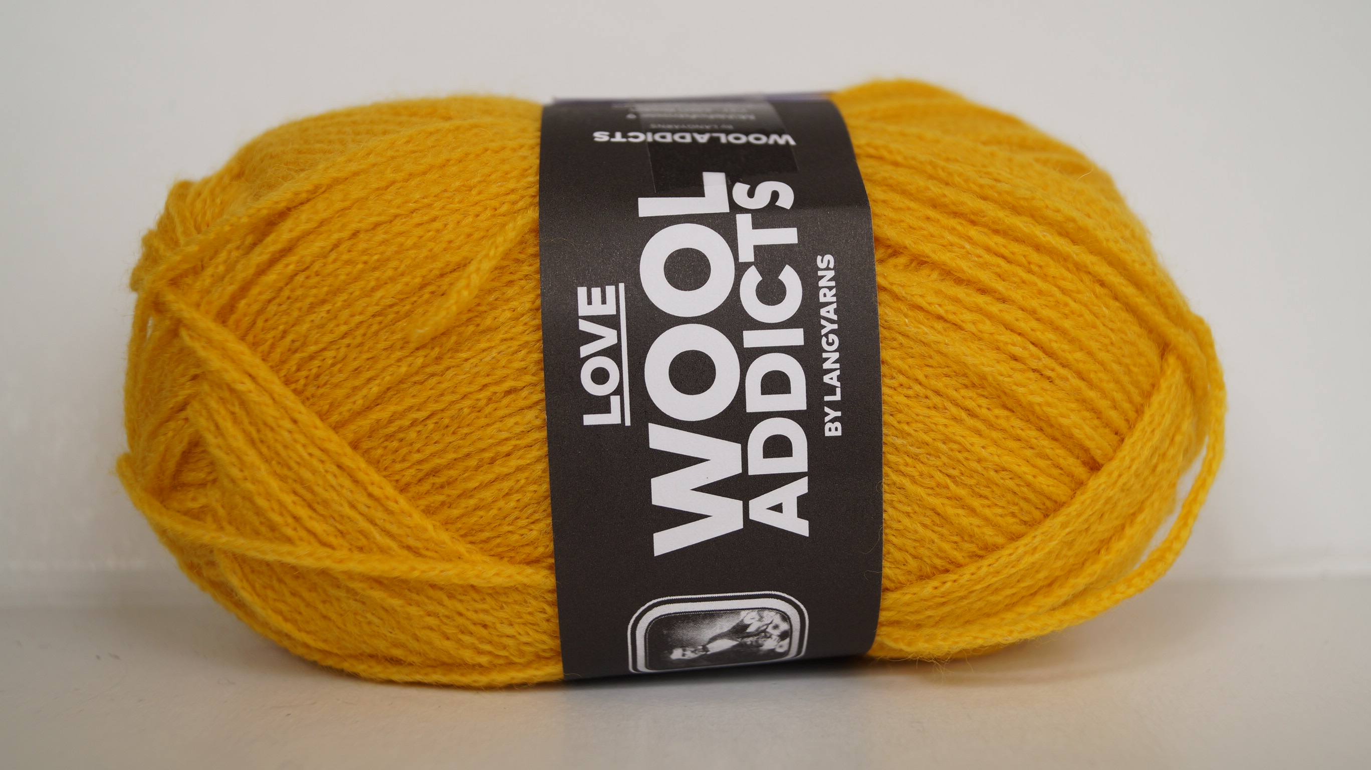 Lang Yarns Love wool addicts