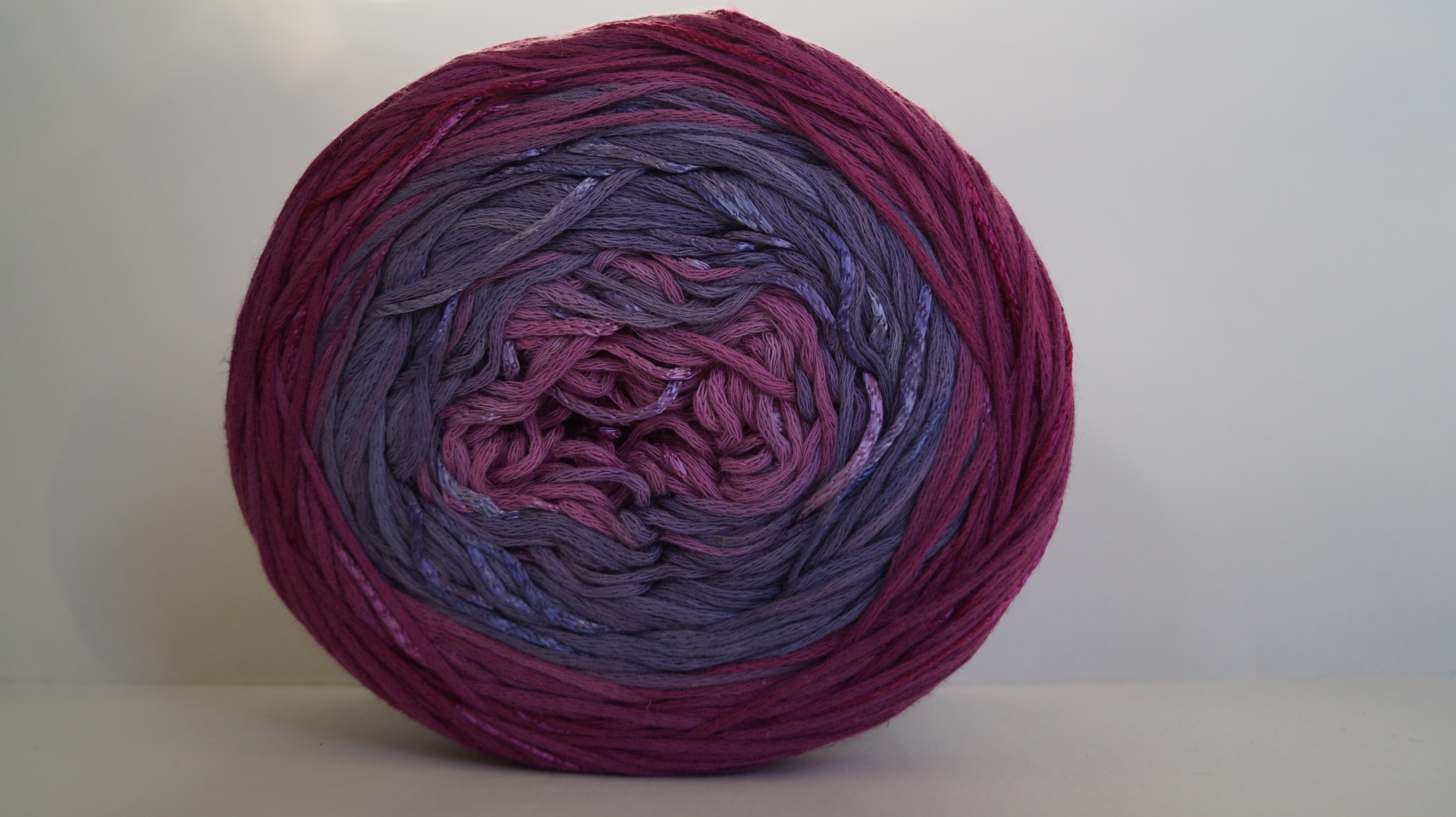 Lang Yarns Bloom